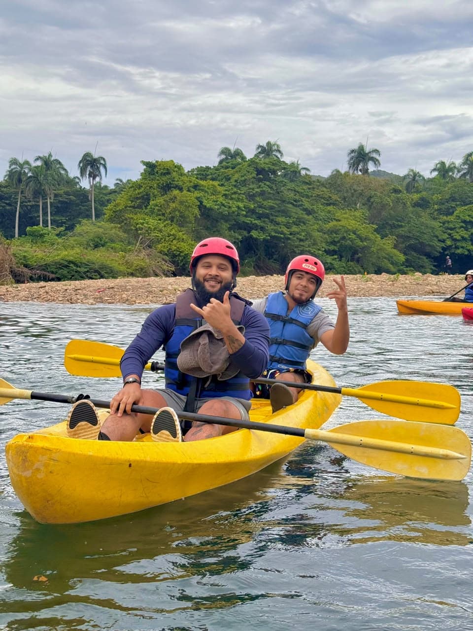 Kayak en Jamao al Norte - fotografía 2